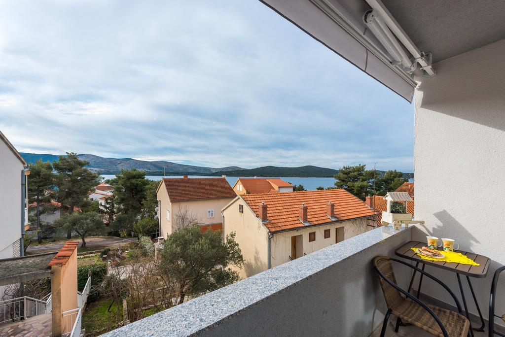 Apartment Marita Zaboric Exterior photo